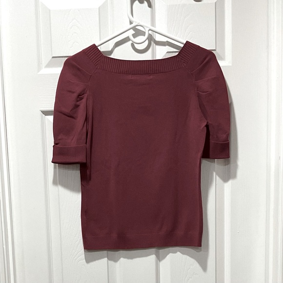 Banana Republic short sleeve sweater with cuffs S - Picture 3 of 9